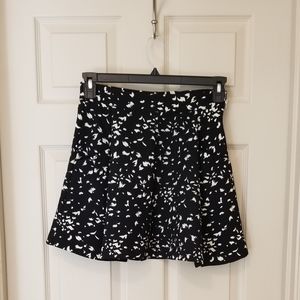 Harlow and Graham Black and White Print Flounce Skirt